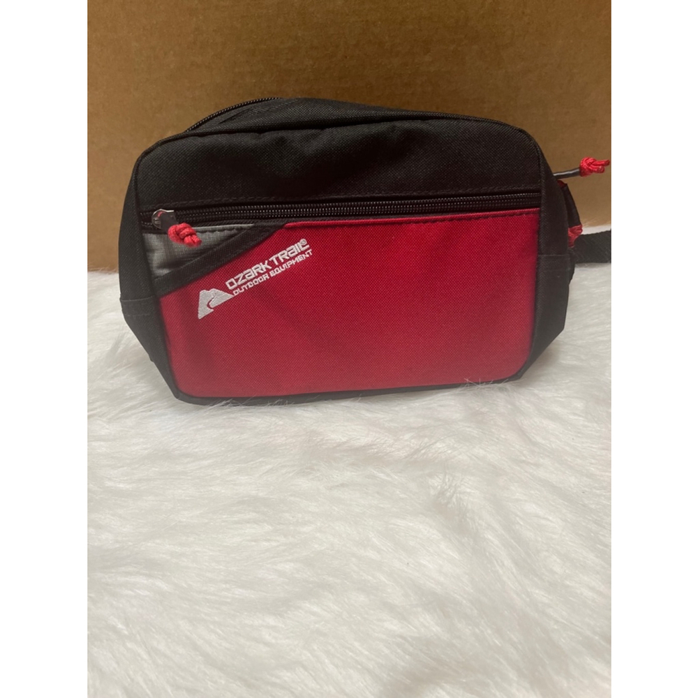 Ozark Trail Outback Equipment hip pack/fanny bag for traveling, camping, fishing